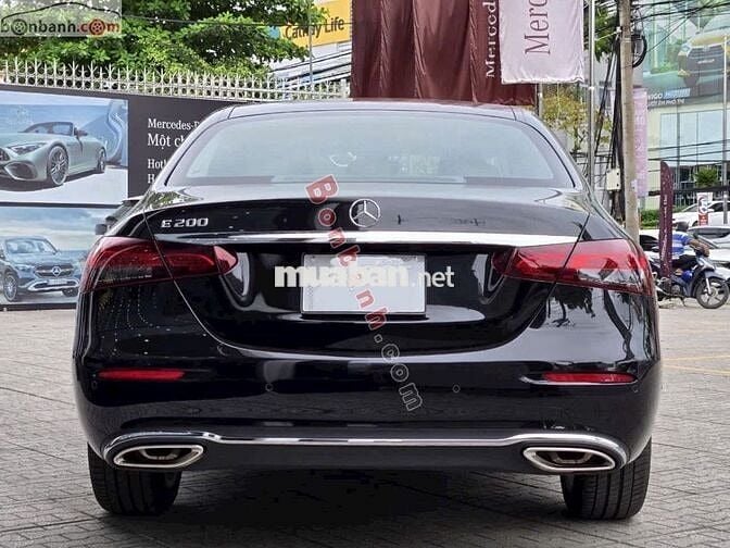 Mercedes Benz E class E200 Exclusive 2022