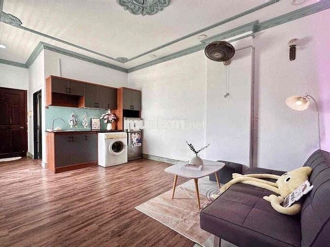 CHDV BAN CÔNG - 1PN FULL NỘI THẤT NGAY TRUNG TÂM
