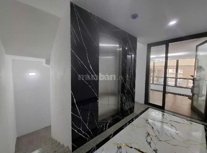 Bán nhà phố Minh Khai DT 85 m2 x 7 tầng thang máy x VP - CTy