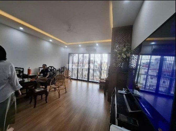 Bán nhà phố Minh Khai DT 85 m2 x 7 tầng thang máy x VP - CTy