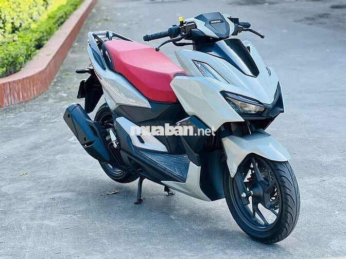 HONDA VARIO 160 XÁM GIẤY HẢI QUAN CHƯA ĐĂNG KÝ