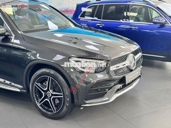 GLC300 - 4Matic 2022 đăng ký T4/2024