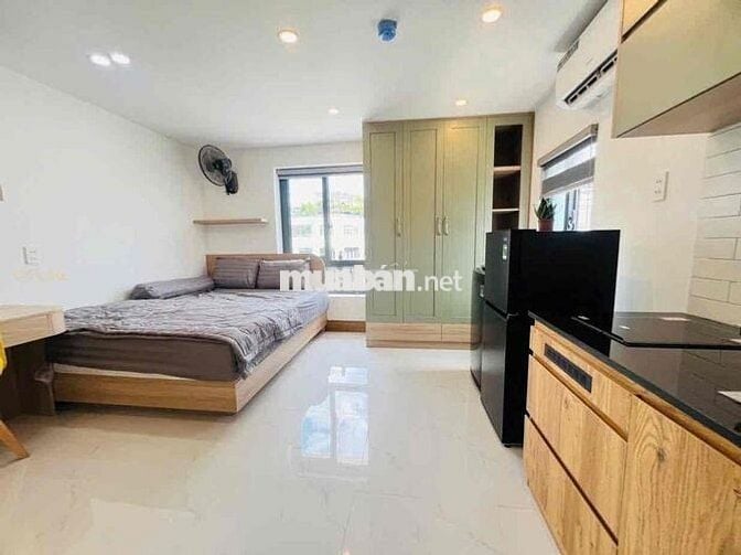 CHO THUÊ CHDV 30m2 NGAY QUẬN 10 - CỬA SỔ THOÁNG