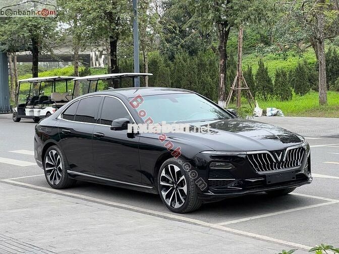 VinFast Lux A 2.0 Premium 2.0 AT 2020
