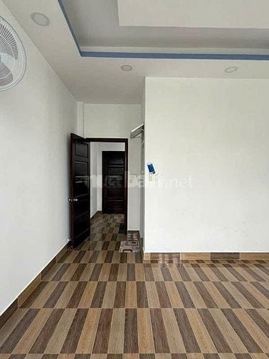 TÔI CẦN BÁN GẤP NHÀ ĐƯỜNG HAI BÀ TRƯNG Q.3 - 4TY850/63M2 GẦN CHỢ TĐ