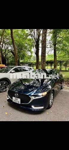 Mazda 3 2022 1.5L Luxury - 10000 km