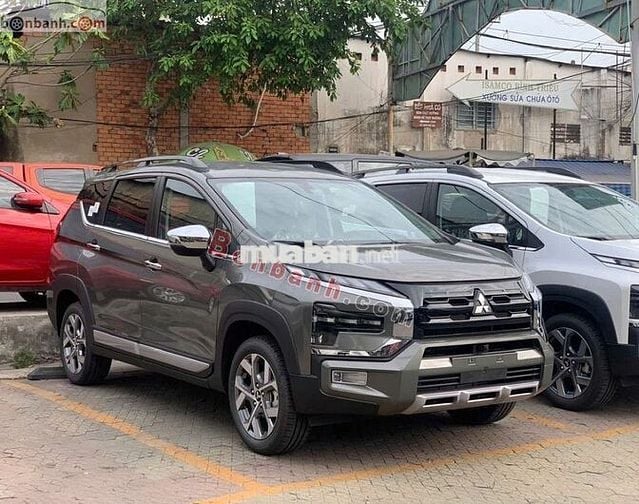 Mitsubishi Xpander Cross 1.5 AT 2025