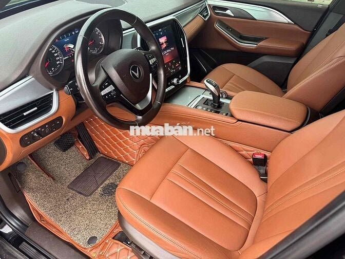 VinFast Lux SA2.0 2019 Premium 2.0 AT - 78000 km