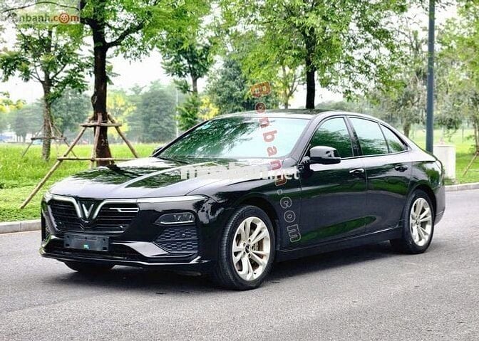 Lux A Base Đen 2022
