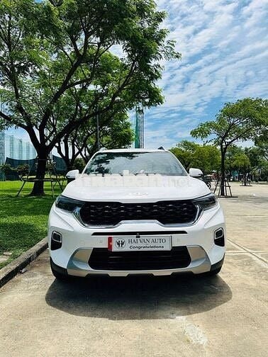 Kia Sonet 2023 Premium 1.5 AT - 25000 km