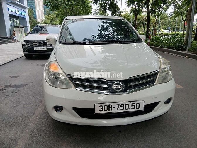 Nissan Tiida 1.6 AT 2009