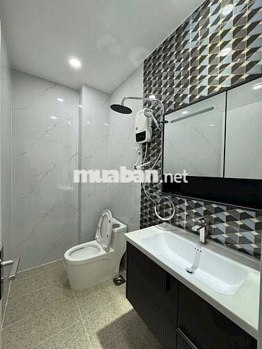 QUẬN 8!NHÀ ĐẸP XỊN 200M Ở AN DƯƠNG VƯƠNG_ HẺM XE HƠI,KD ĐỈNH CHỈ 9TỶ