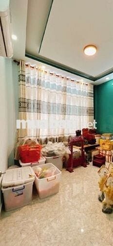 Bán nhà mặt tiền hẻm 576/ Đoàn Văn Bơ, P14 Q4~35m2~nhĩn 4 tỷ xíu.