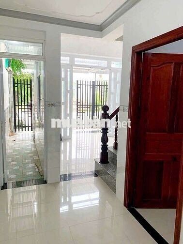 Nhà mới 3 phòng KDC Cửu Long (đậu oto)