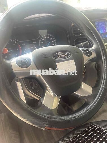 Ford Transit 2023 Siêu cọp, 1 chủ sơ cua chưa hạ