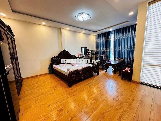 NHÀ CHO THUÊ MT LAM SƠN NGAY SÂN BAY_ 9X20M_ TRỆT 3 LẦU_ SẴN MÁY LẠNH