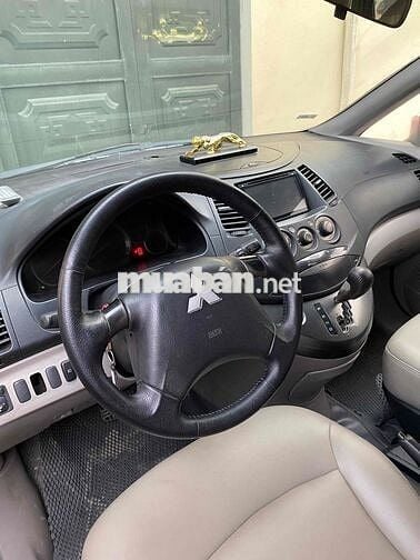 Mitsubishi Grandis 2005 2.4 AT - 200000 km