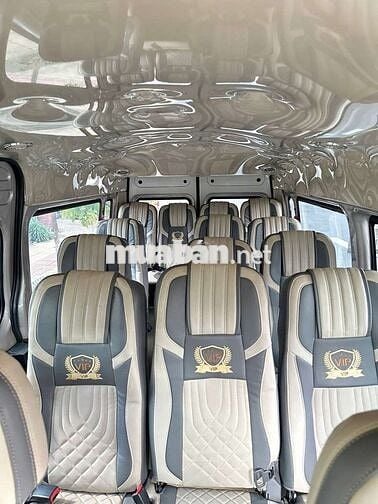 Ford Transit 2018 16 Chỗ 2.4 Diesel   - 1 km
