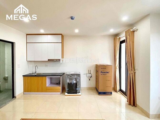 CHO THUÊ CĂN HỘ STUDIO FULL NỘI THẤT BAN CÔNG NGAY CÔNG VIÊN HOÀ BÌNH