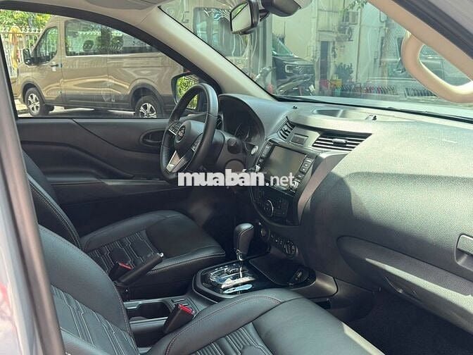 Nissan Navara 2022 Pro-4X 2.3 AT 4WD - 29000 km
