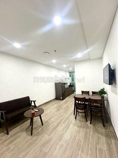 Cho thuê căn hộ 2 phòng ngủ ngay cầu Rồng