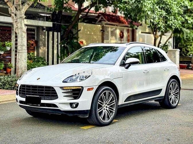 Porsche Macan S 3.0 V6 model 2015