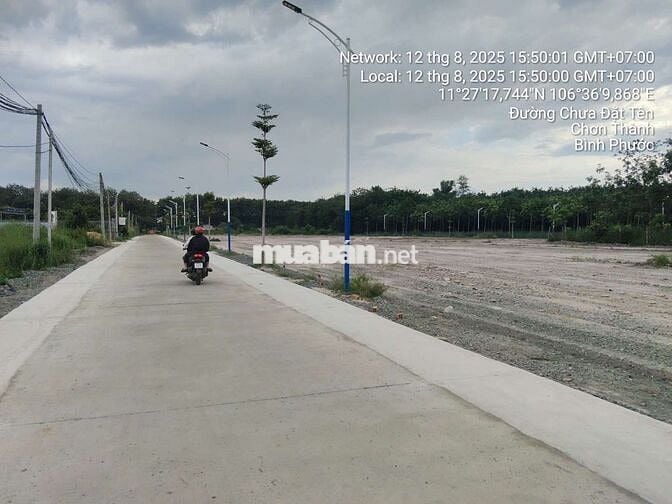 Chủ cần bán nhanh lô đất 200m2, sổ sẵn,thổ cư 50m, cách ql13 chỉ 600m