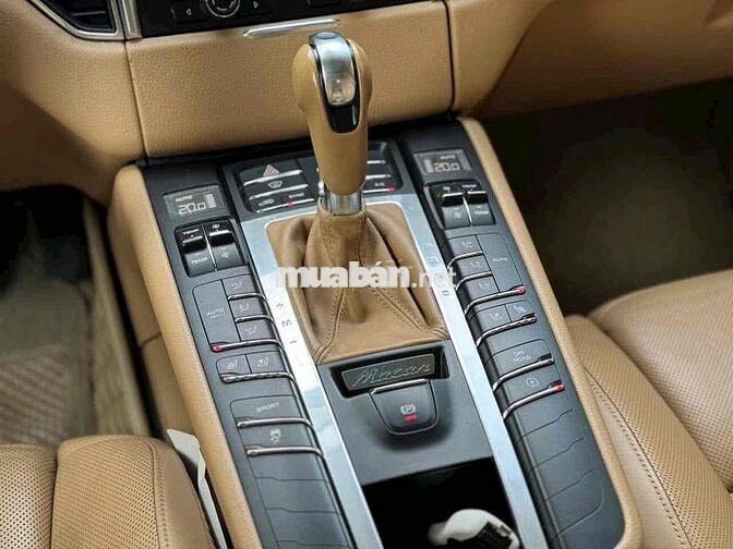 Porsche Macan S 3.0 V6 model 2015