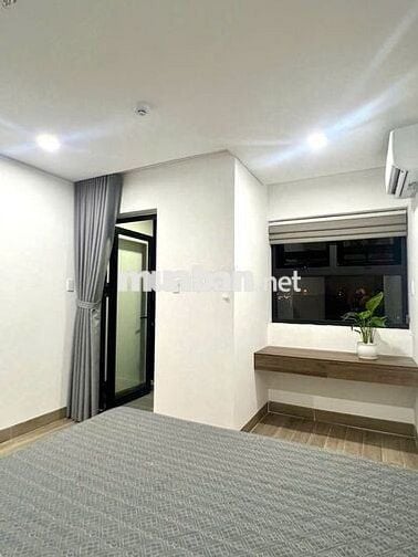Cho thuê căn hộ 2 phòng ngủ ngay cầu Rồng