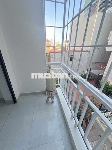 Bán nhà phố Đàm Quang Trung chủ tự xây gần siêu thị Aeon Long Biên