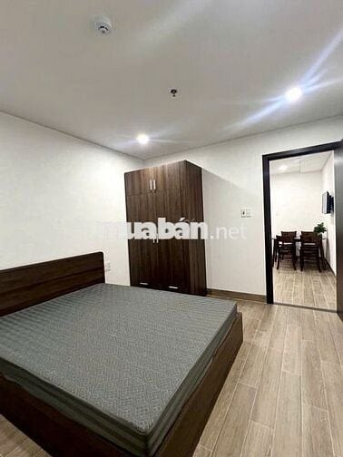 Cho thuê căn hộ 2 phòng ngủ ngay cầu Rồng