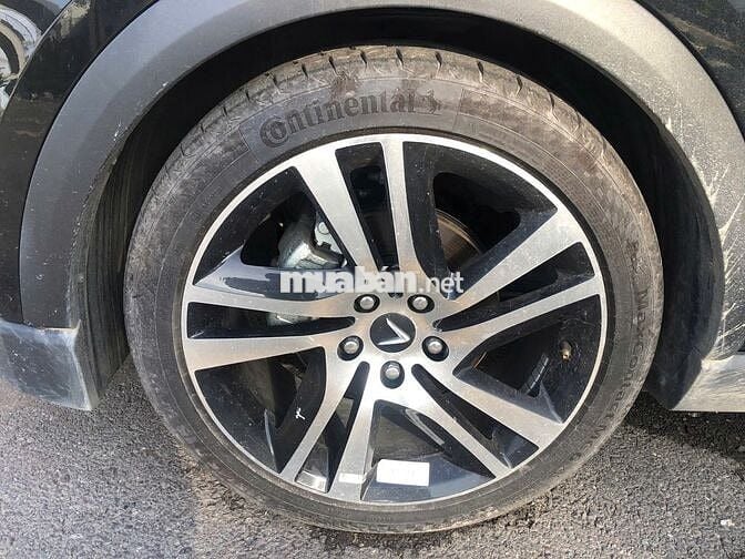 VinFast VFe34 2021 - 15000 km