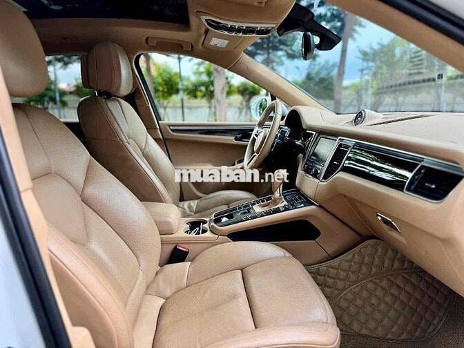 Porsche Macan S 3.0 V6 model 2015