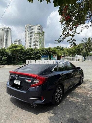 Honda Civic 2018 1.8 E - 114 km