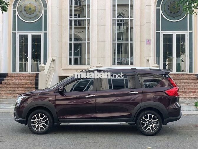 Xe gia đình Suzuki XL 7 2023 1.5 AT full hãng 1v