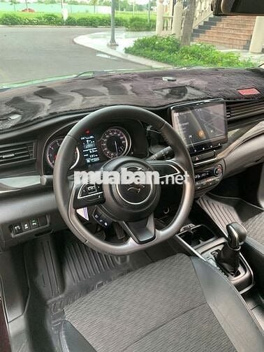 Xe gia đình Suzuki XL 7 2023 1.5 AT full hãng 1v