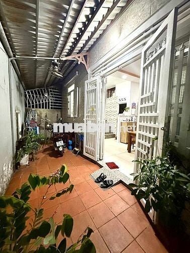 Nhà Trần Văn Giàu, Bình Tân, 34m², 4x9m, 2 Tầng, 2PN, giá chỉ hơn 2 tỷ