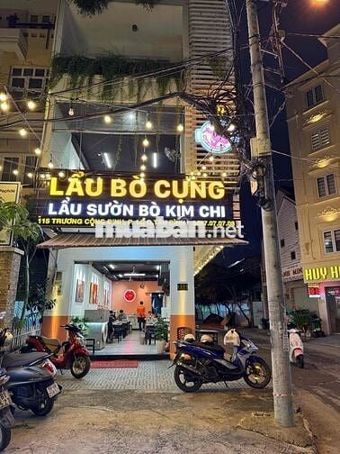 Sang nhượng mặt bằng 2 mặt tiền, đông dân cư
