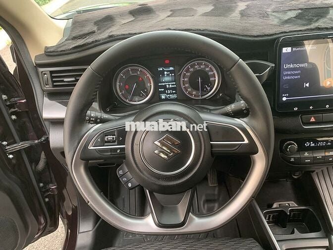 Xe gia đình Suzuki XL 7 2023 1.5 AT full hãng 1v