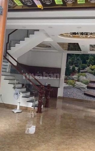 CẦN BÁN NHÀ MẶT TIỀN ĐƯỜNG TRẦN THÁI TÔNG, NGANG 9M2 X 13M5 GIÁ 25 TỶ