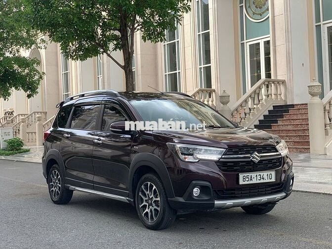 Xe gia đình Suzuki XL 7 2023 1.5 AT full hãng 1v