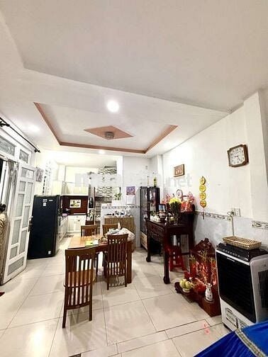 Nhà Trần Văn Giàu, Bình Tân, 34m², 4x9m, 2 Tầng, 2PN, giá chỉ hơn 2 tỷ