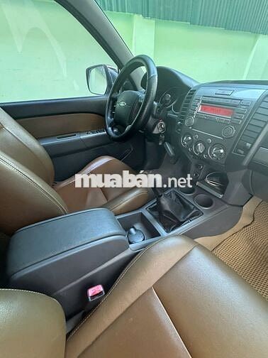 xe Ford Everest 2015  - 950000 km