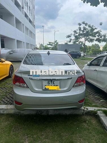 Hyundai Accent 2013 1.4 AT - 120000 km