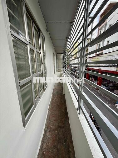 Phòng trọ 12m2 đường Nguyễn Thái Bình, Tân Bình