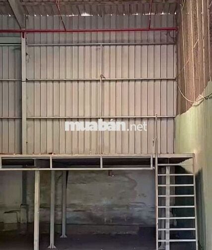 Cho thuê kho xưởng Quận 7 DT 800m đường Đào Trí PCCC chuẩn.