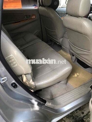 Toyota Innova 2008V- 121000 km