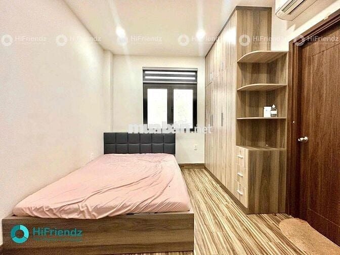 STUDIO GIÁ RẺ CỬA SỔ TRỜI THANG MÁY GẦN UEH Y DƯỢC CẦU NGUYỄN TRI P