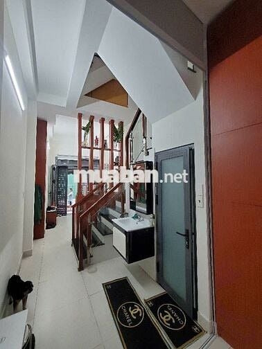SIÊU PHẨM NHÀ MỚI 2 TẦNG VÀO Ở NGAY - 2 MẶT HẺM THÔNG TỨ TUNG GIÁP Q1