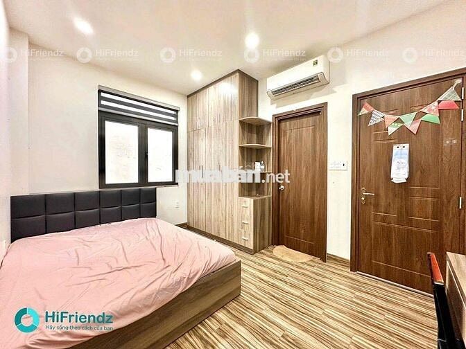 STUDIO GIÁ RẺ CỬA SỔ TRỜI THANG MÁY GẦN UEH Y DƯỢC CẦU NGUYỄN TRI P